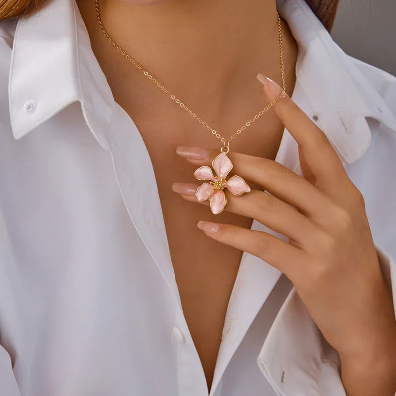 Tea Rose Necklace Pink