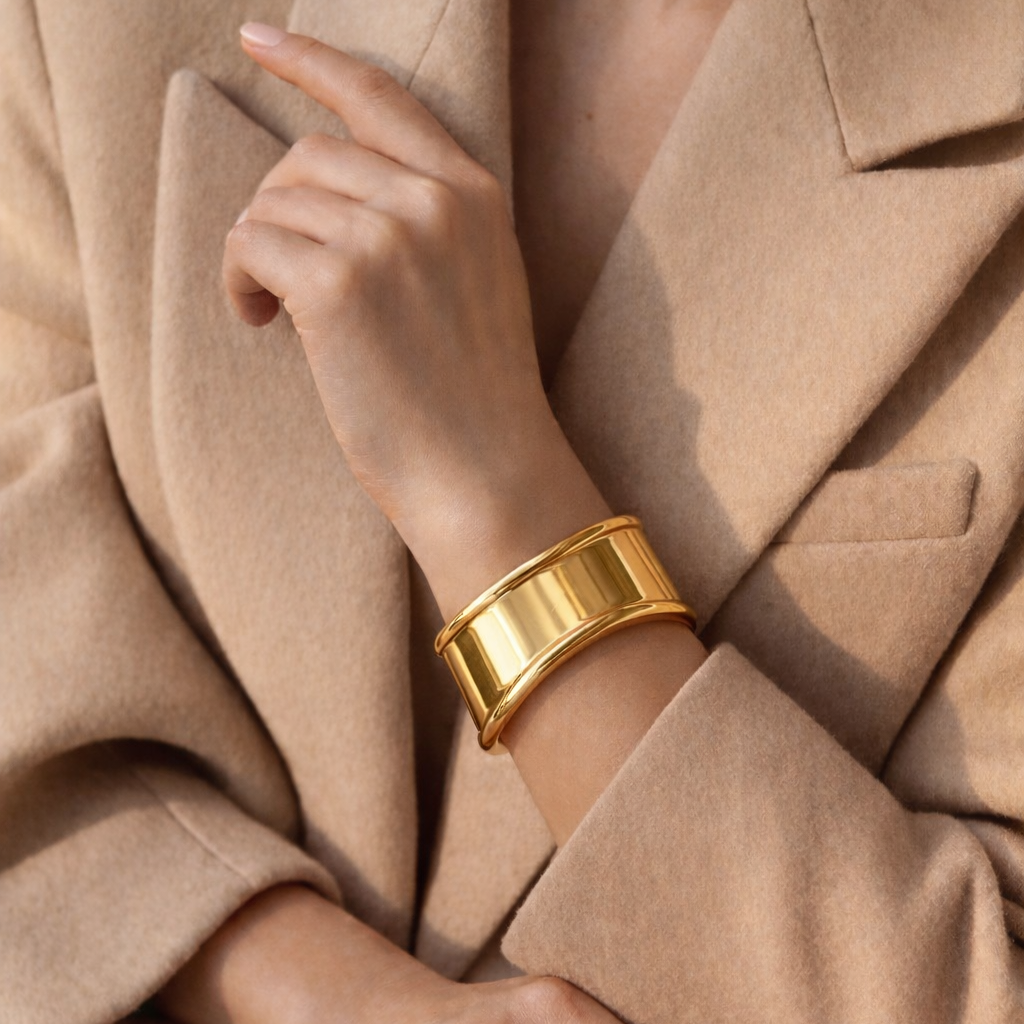 Metro Cuff Gold