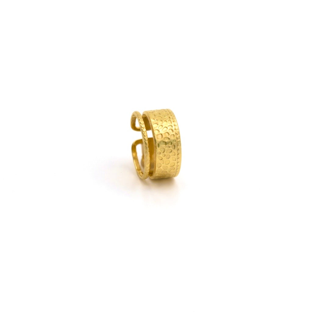 Golden Pebble Stack