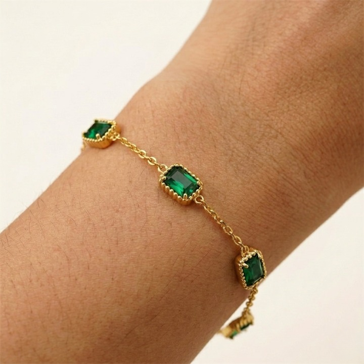 Noira Green Bracelet
