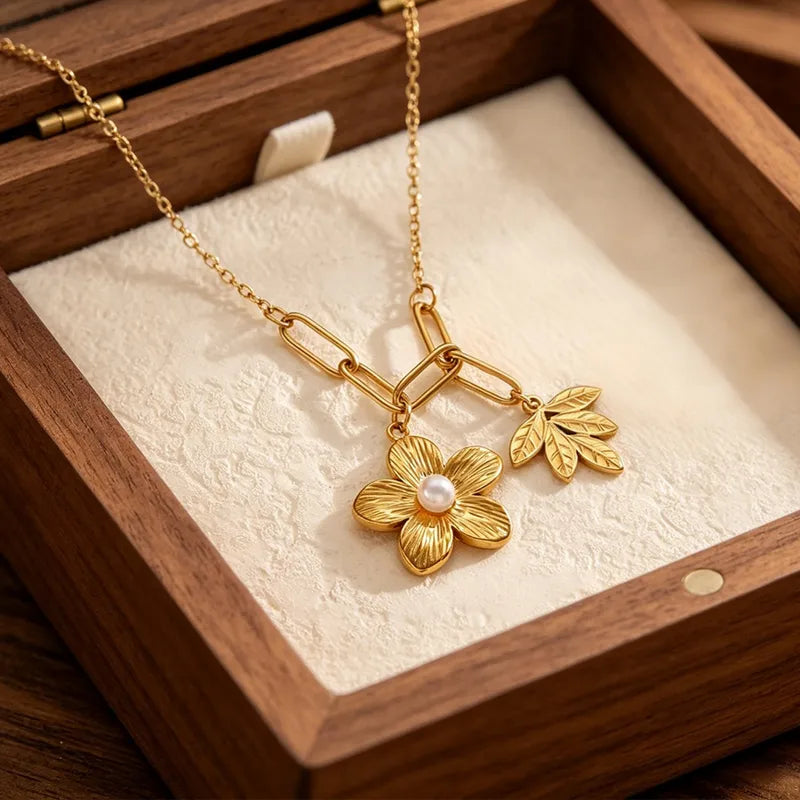 Floral & Leaf Charm