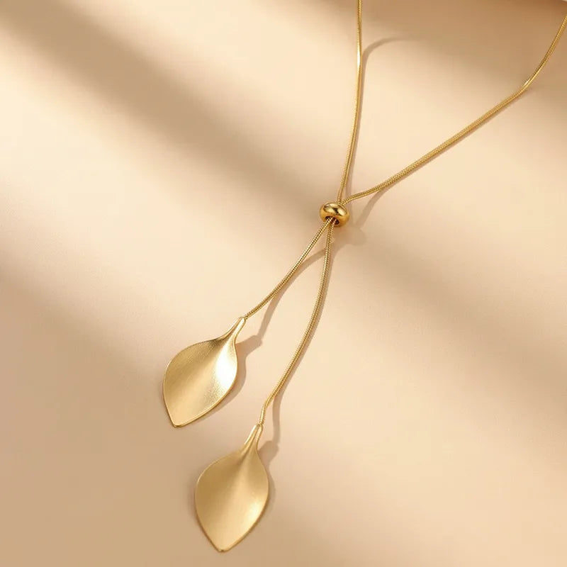 Leaf Drop Y-Necklace Gold