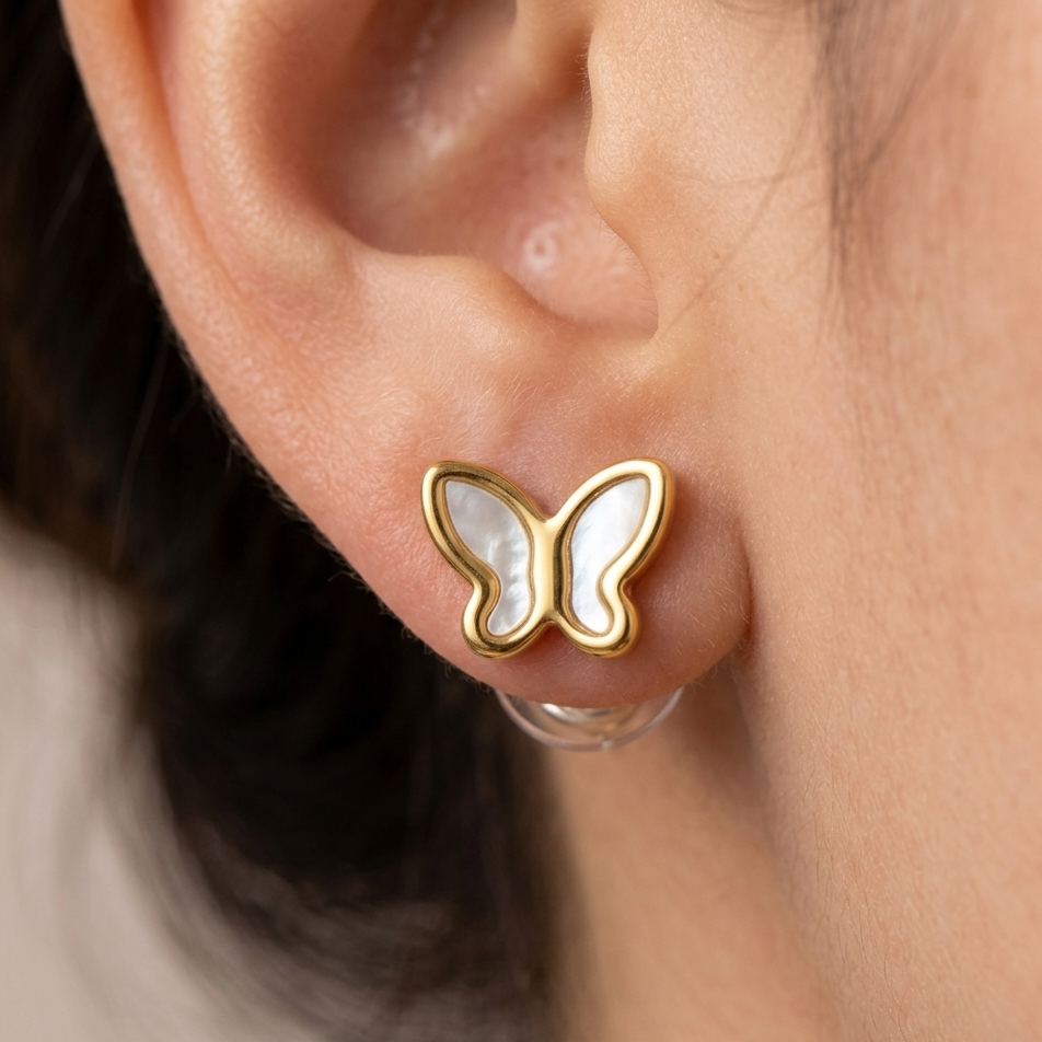 Lunar Wing studs