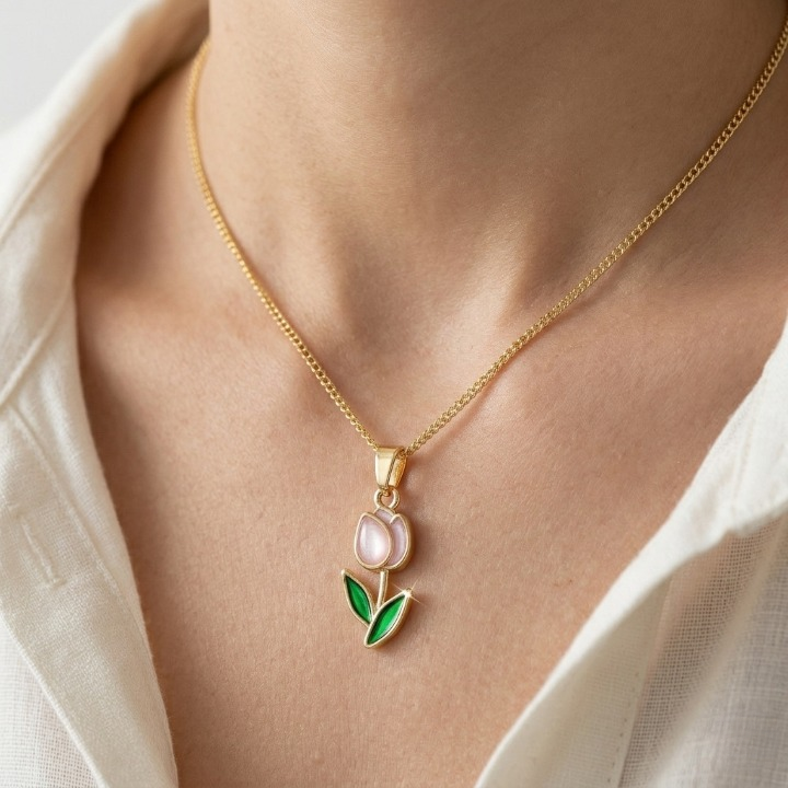 Petal Soft Tulip